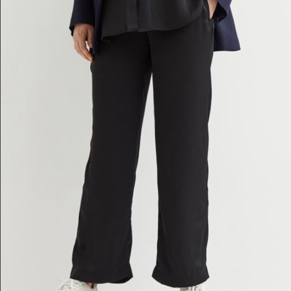 Black H&M maternity pants
